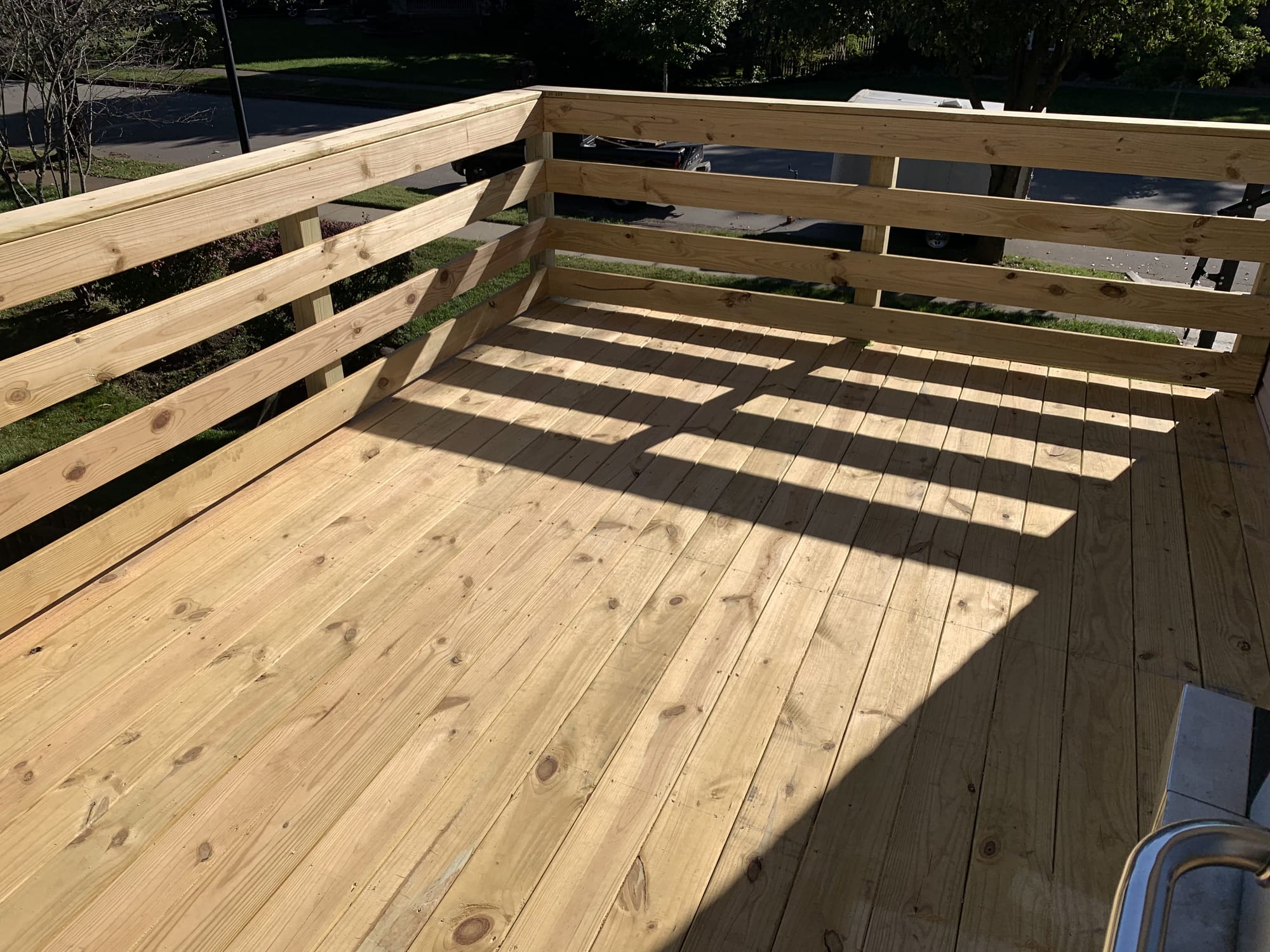 Residential fence installation in Lexington Kentucky by Big Blue Fence and Deck